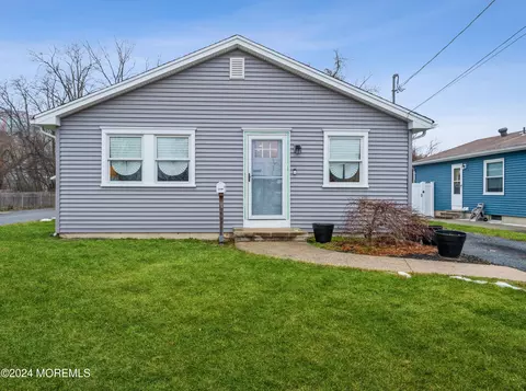 204 5th Ave # A, Neptune City, NJ 07753
