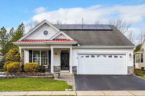 16 Montauk Pl, Barnegat, NJ 08005