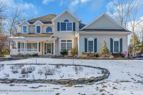 2096 Overbrook Dr, Wall, NJ 07719