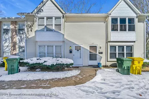 162 Governors Rd, Lakewood, NJ 08701