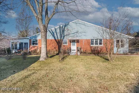 32 Independence Pkwy #A, Whiting, NJ 08759