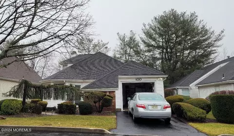 100 Almond Rd, Freehold, NJ 07728