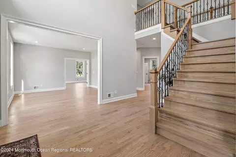 3 Haystack Ct, Howell, NJ 07731 photo 4