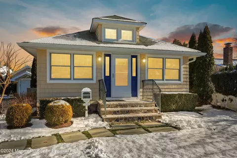 2120 4th Ave, Spring Lake, NJ 07762