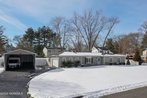 40 Coleman Pl, Red Bank, NJ 07701