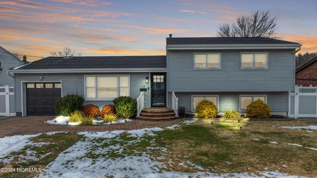 52 Stanford Dr, Hazlet, NJ 07730