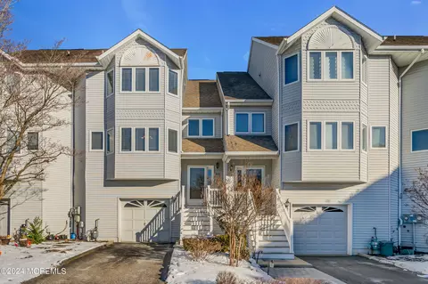 354 Mimosa Ct #3504, Toms River, NJ 08753