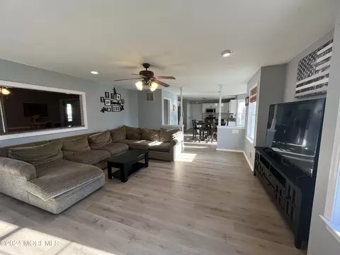 5 Bailey Ct, Jackson, NJ 08527 photo 9
