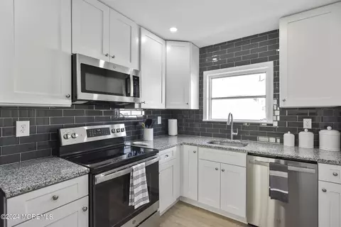 341 Barbados Dr N, Toms River, NJ 08757