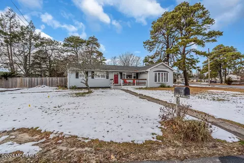 241 Elmwood Dr, Brick, NJ 08723