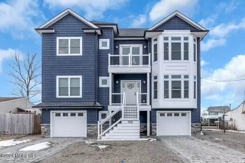 1102 Tahiti Dr, Forked River, NJ 08731