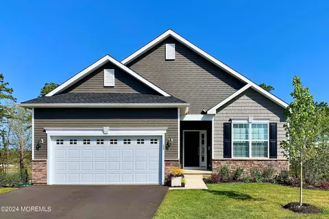 68 Butler Dr, Barnegat, NJ 08005