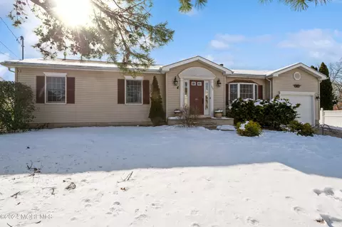 337 Sassafras St, Browns Mills, NJ 08015