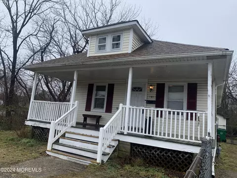 141 S Main St, Toms River, NJ 08757