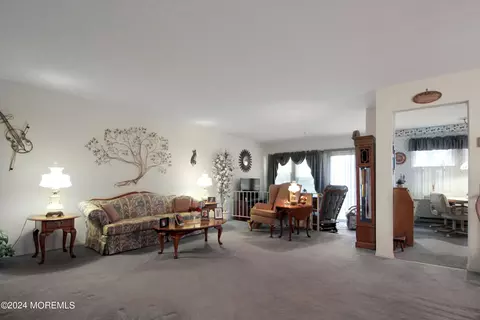 32 Mill Rd # C, Whiting, NJ 08759 photo 8