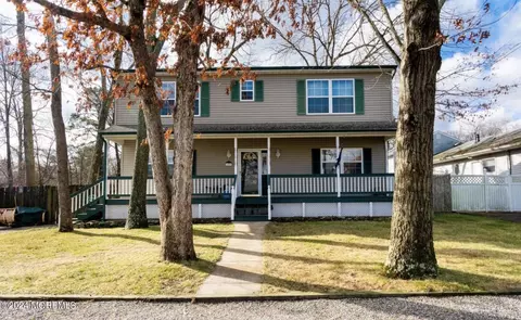 1829 Lakeside Dr S, Forked River, NJ 08731