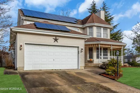 120 Leeward Rd, Manahawkin, NJ 08050
