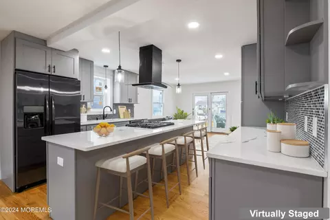 53 Church St, Matawan, NJ 07747
