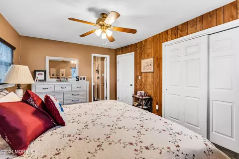 Bedroom - 5 Nebraska Dr, Jackson, NJ 08527 photo 4 of 4