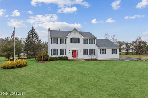 40 Leiden Rd, Freehold, NJ 07728