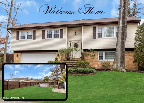 9 Brookside Ct, Toms River, NJ 08753