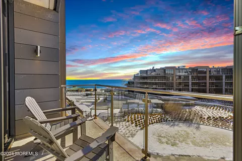 30 Melrose Ter #512, Long Branch, NJ 07740