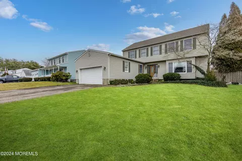 116 Joanna Dr, Toms River, NJ 08753