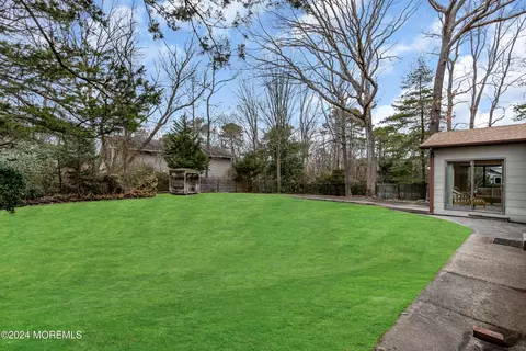 28 Davos Rd, Brick, NJ 08724 photo 31