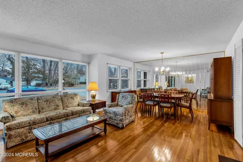 28 Davos Rd, Brick, NJ 08724 photo 7