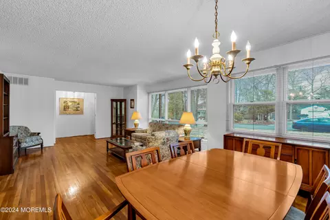 28 Davos Rd, Brick, NJ 08724 photo 8