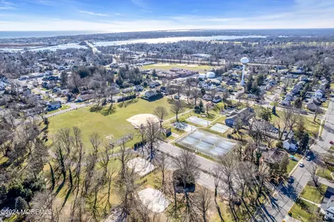 View/Area - 803 Pine Rd, Brielle, NJ 08730 photo 13 of 23