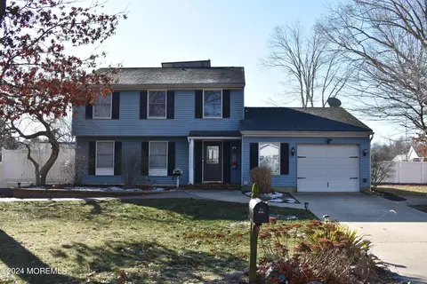 83 Saint Andrews Dr, Little Egg Harbor, NJ 08087