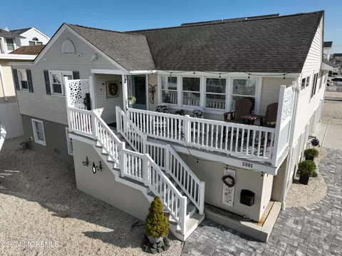 2001 Waverly Ave, Long Beach Township, NJ 08008