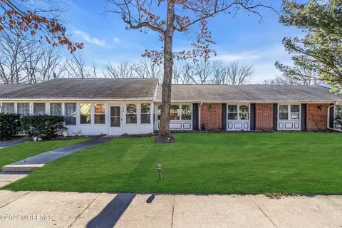257 Jefferson Ct #B, Lakewood, NJ 08701