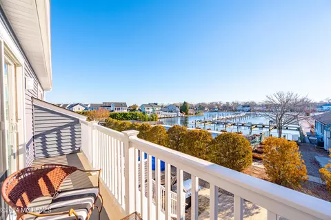 2410 Sylvan Dr #2, Point Pleasant, NJ 08742