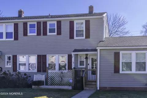 30 Belshaw Ave, Eatontown, NJ 07724