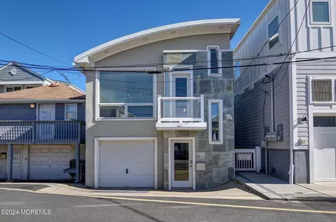6 Danby Pl, Point Pleasant Beach, NJ 08742