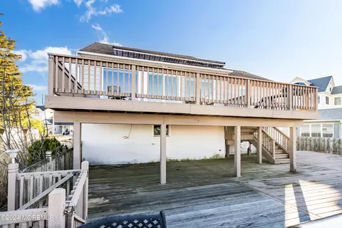 Exterior - 778 North Dr, Brick, NJ 08724 photo 2 of 6