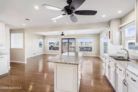 Living - 778 North Dr, Brick, NJ 08724 photo 1 of 4