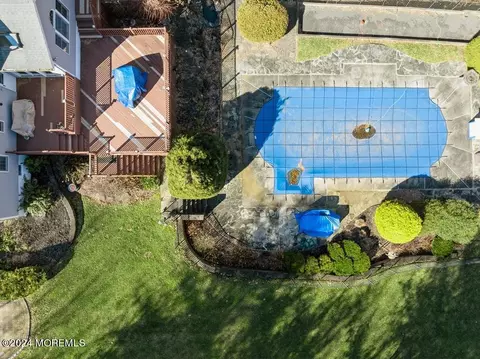 Exterior - 17 Constitution Dr, Leonardo, NJ 07737 photo 22 of 22