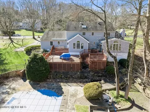 Exterior - 17 Constitution Dr, Leonardo, NJ 07737 photo 19 of 22