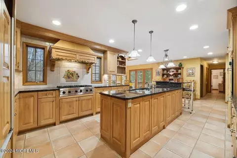 Kitchen - 17 Constitution Dr, Leonardo, NJ 07737 photo 1 of 8
