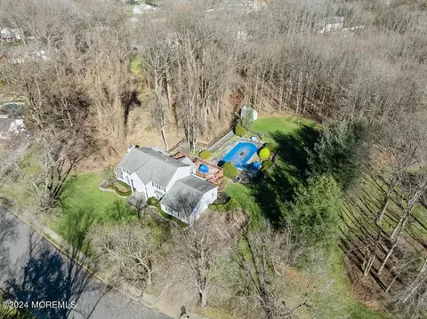 View/Area - 17 Constitution Dr, Leonardo, NJ 07737 photo 2 of 11