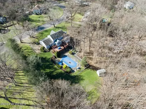 View/Area - 17 Constitution Dr, Leonardo, NJ 07737 photo 4 of 11
