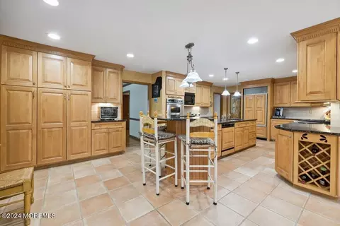 Kitchen - 17 Constitution Dr, Leonardo, NJ 07737 photo 3 of 8