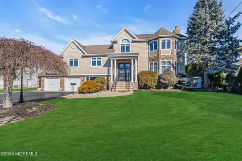 215 Hollywood Ave, Long Branch, NJ 07740