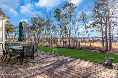 Exterior - 10 Millstone Way, Waretown, NJ 08758 photo 10 of 17