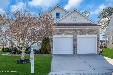 Exterior - 10 Millstone Way, Waretown, NJ 08758 photo 5 of 17
