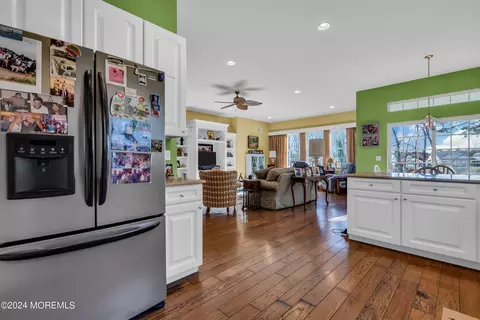 Kitchen - 10 Millstone Way, Waretown, NJ 08758 photo 7 of 7