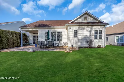Exterior - 10 Millstone Way, Waretown, NJ 08758 photo 13 of 17